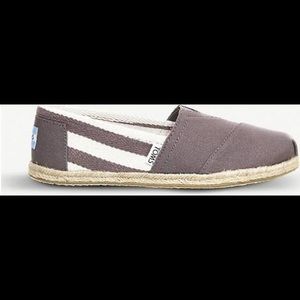 Dark Gray TOMS
